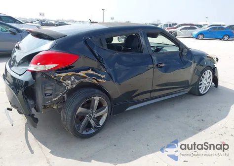 2015 Hyundai Veloster Turbo z USA, uszkodzony, nr VIN KMHTC6AE2FU236521